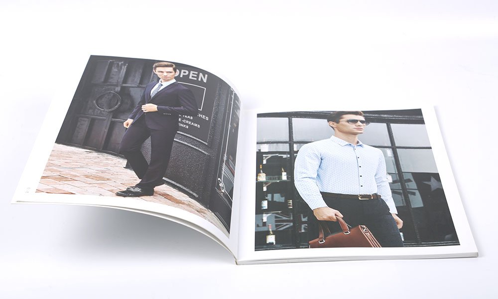 服裝畫冊設(shè)計